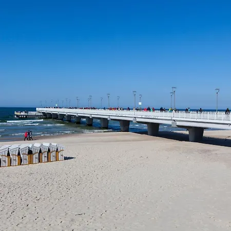 Apartman Family Premium Private Jacuzzi, Sauna & Sea View